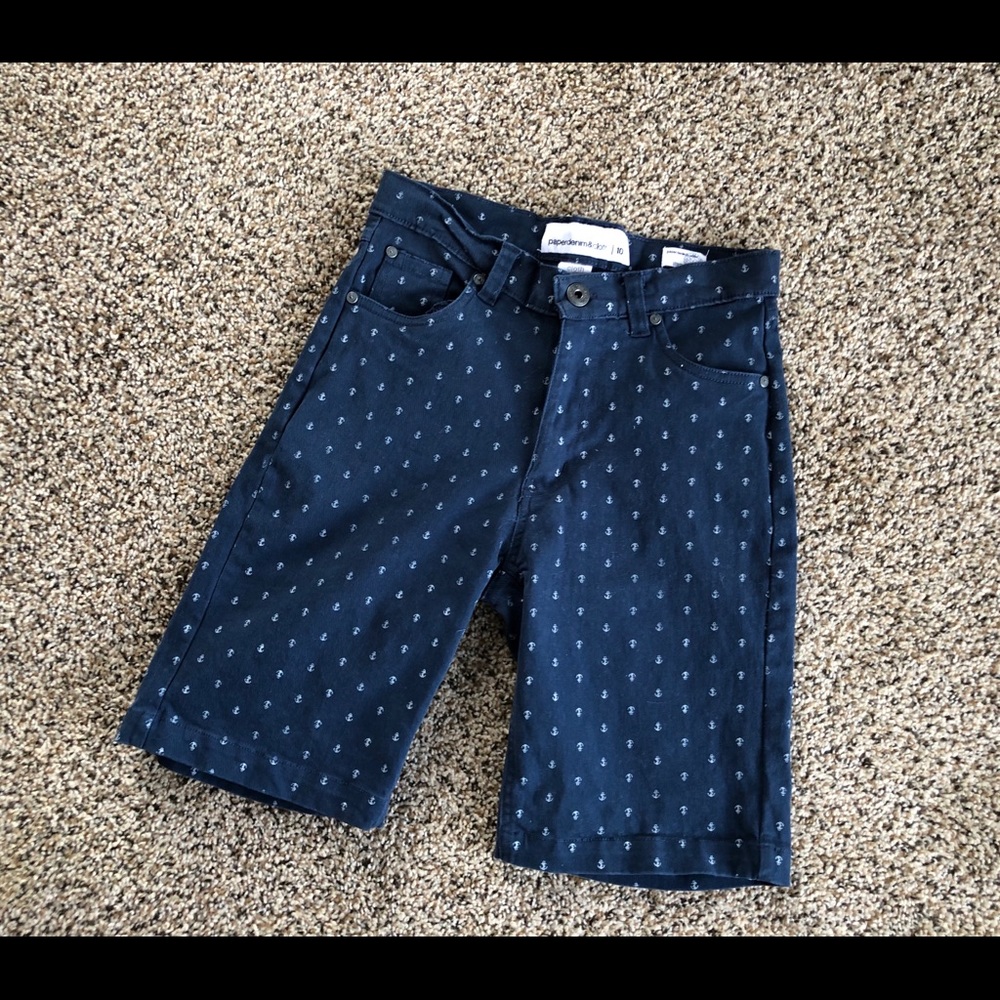Boy’s shorts size 10